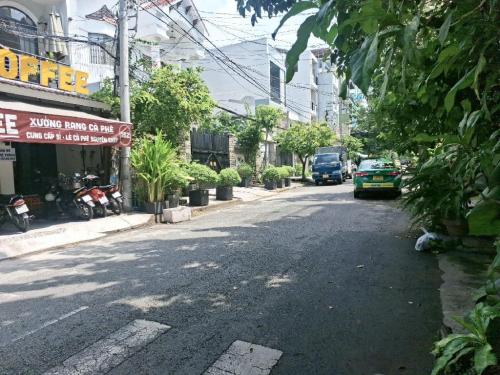 Đất mặt tiền đường Thạnh Xuân 52, siêu rộng khủng 9m, sổ nở hậu, giá chỉ 30tr/m2